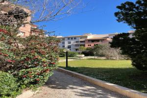 Picture of listing #328267411. Appartment for sale in Avignon