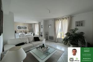 Picture of listing #328312787. Appartment for sale in Angoulême