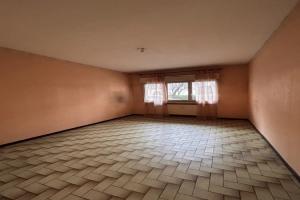 Thumbnail of property #328330949. Click for details