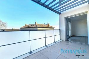 Picture of listing #328333970. Appartment for sale in Caluire-et-Cuire