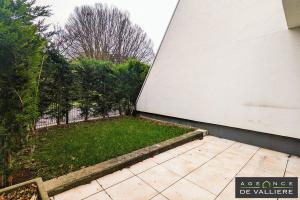 Picture of listing #328353449. Appartment for sale in Rueil-Malmaison