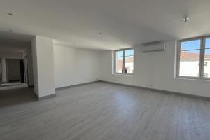 Thumbnail of property #328389584. Click for details