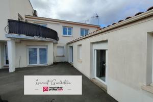 Picture of listing #328389668. Building for sale in Cholet