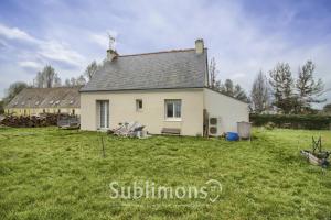 Picture of listing #328392323. House for sale in Groix
