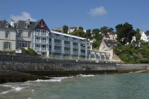 Picture of listing #328408819. Appartment for sale in Douarnenez