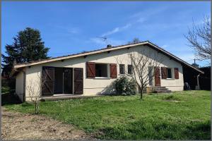Picture of listing #328412747. House for sale in Martillac