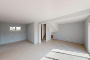 Thumbnail of property #328432268. Click for details