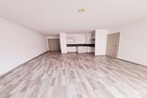 Picture of listing #328432885. Appartment for sale in Marseille