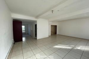 Thumbnail of property #328436698. Click for details