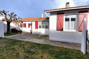 Picture of listing #328447857. House for sale in Parentis-en-Born