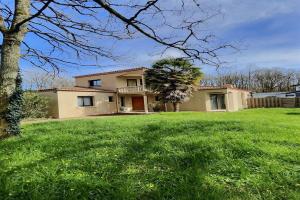 Picture of listing #328466827. House for sale in La Chevrolière