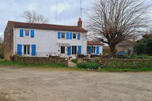 Picture of listing #328472842. House for sale in Bazoges-en-Pareds