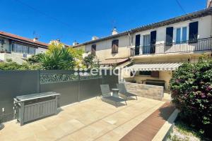 Picture of listing #328481083. House for sale in Marseille