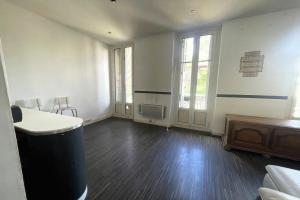 Picture of listing #328481295. Appartment for sale in Marseille