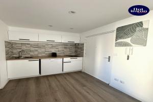 Picture of listing #328487486. Appartment for sale in Toulon