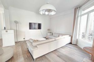 Picture of listing #328489059. Appartment for sale in Paris