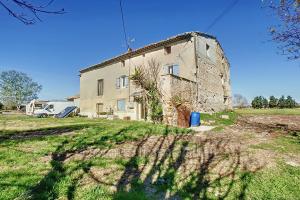 Picture of listing #328497594. House for sale in Entraigues-sur-la-Sorgue