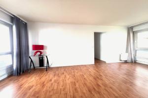 Picture of listing #328512831. Appartment for sale in Paris