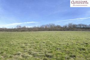 Picture of listing #328515586. Land for sale in Le Fossat