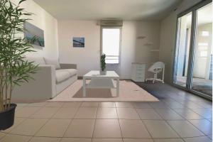 Picture of listing #328561052. Appartment for sale in Balma