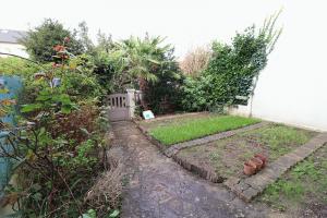 Thumbnail of property #328562015. Click for details