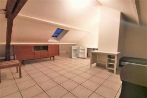 Thumbnail of property #328604529. Click for details