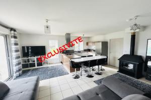 Picture of listing #328605216. House for sale in Auneau-Bleury-Saint-Symphorien