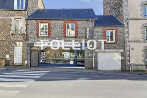 Picture of listing #328605424. Appartment for sale in Fougères
