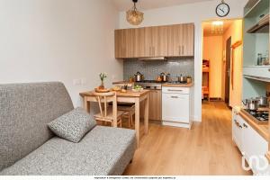 Picture of listing #328627033. Appartment for sale in Château-Bernard