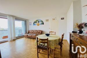 Picture of listing #328632575. Appartment for sale in Marly-le-Roi