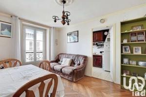 Picture of listing #328632907. Appartment for sale in Paris