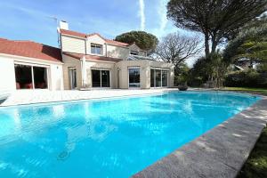 Picture of listing #328635551. Appartment for sale in Pornichet