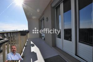 Picture of listing #328639208. Appartment for sale in Villeurbanne