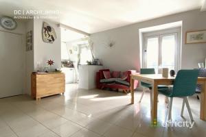 Picture of listing #328639247. Appartment for sale in Paris