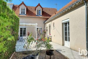 Picture of listing #328644131. House for sale in Tours