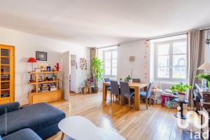 Picture of listing #328648992. Appartment for sale in Versailles