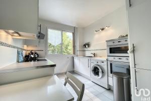 Picture of listing #328651869. Appartment for sale in Antony
