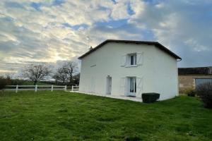 Picture of listing #328657741. House for sale in Leignes-sur-Fontaine