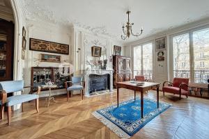 Picture of listing #328658539. Appartment for sale in Paris