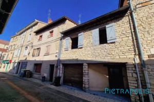 Picture of listing #328661881. House for sale in Villeurbanne