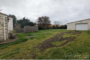 Thumbnail of property #328665092. Click for details