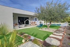 Picture of listing #328683651. House for sale in Trans-en-Provence