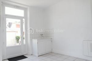 Photo de l'annonce nº 328700536. Bâtiment à vendre sur Reuilly