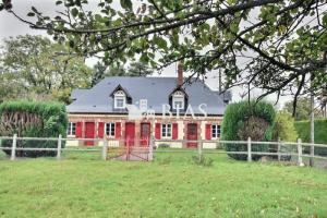 Picture of listing #328706001. House for sale in Bernay