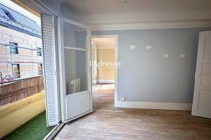 Picture of listing #328718095. Appartment for sale in Paris