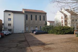 Picture of listing #328724627. Building for sale in Louhans