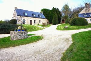Picture of listing #328728241. House for sale in Châtelaudren