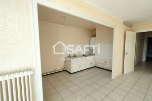 Picture of listing #328736817. Appartment for sale in Niort