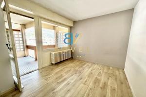 Picture of listing #328744299. Appartment for sale in Saint-Jean-de-Maurienne