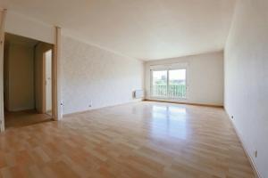 Picture of listing #328746805. Appartment for sale in Coulaines